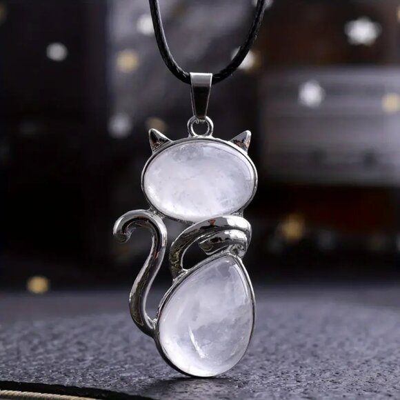 Jewelry - White Jade Natural Stone Cute Cat Pendant Necklace